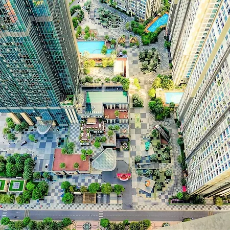 Moxy Hcmc Aparts - Vinhomes Central Park, Ice Rink Ho Chi Minh City Exterior photo