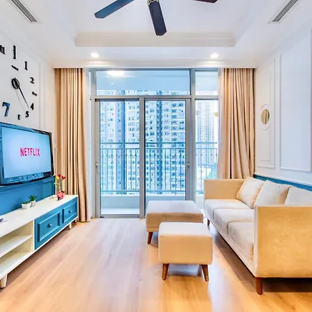 Moxy Hcmc Aparts - Vinhomes Central Park, Ice Rink Ho Chi Minh City Exterior photo