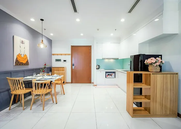 Moxy Hcmc Aparts - Vinhomes Central Park, Ice Rink