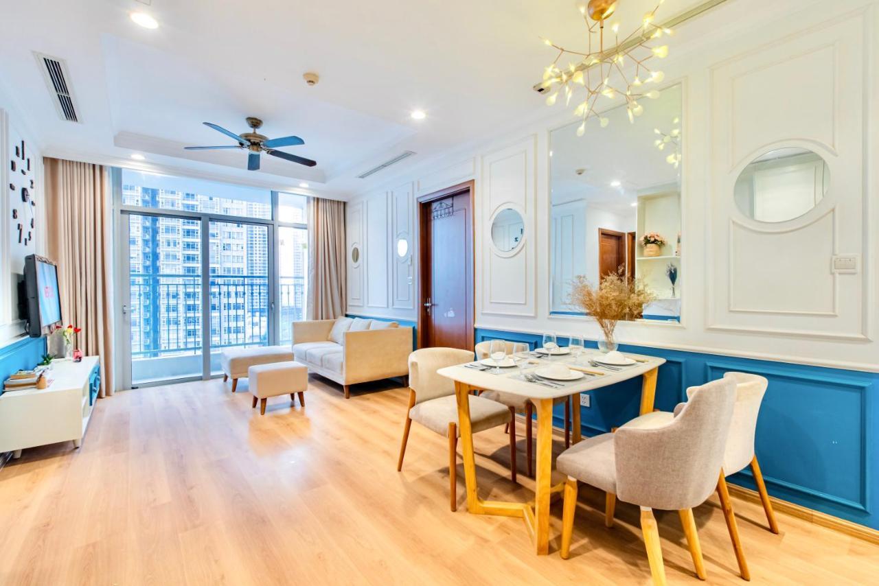 Moxy Hcmc Aparts - Vinhomes Park, Ice Rink *