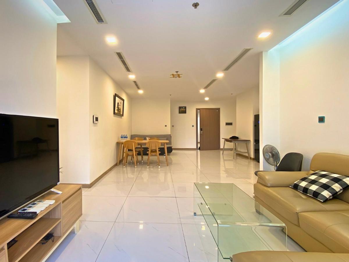 Moxy Hcmc Aparts - Vinhomes Park, Ice Rink *
