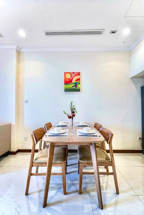 Moxy Hcmc Aparts - Vinhomes Park, Ice Rink Apartment Ho Chi Minh City