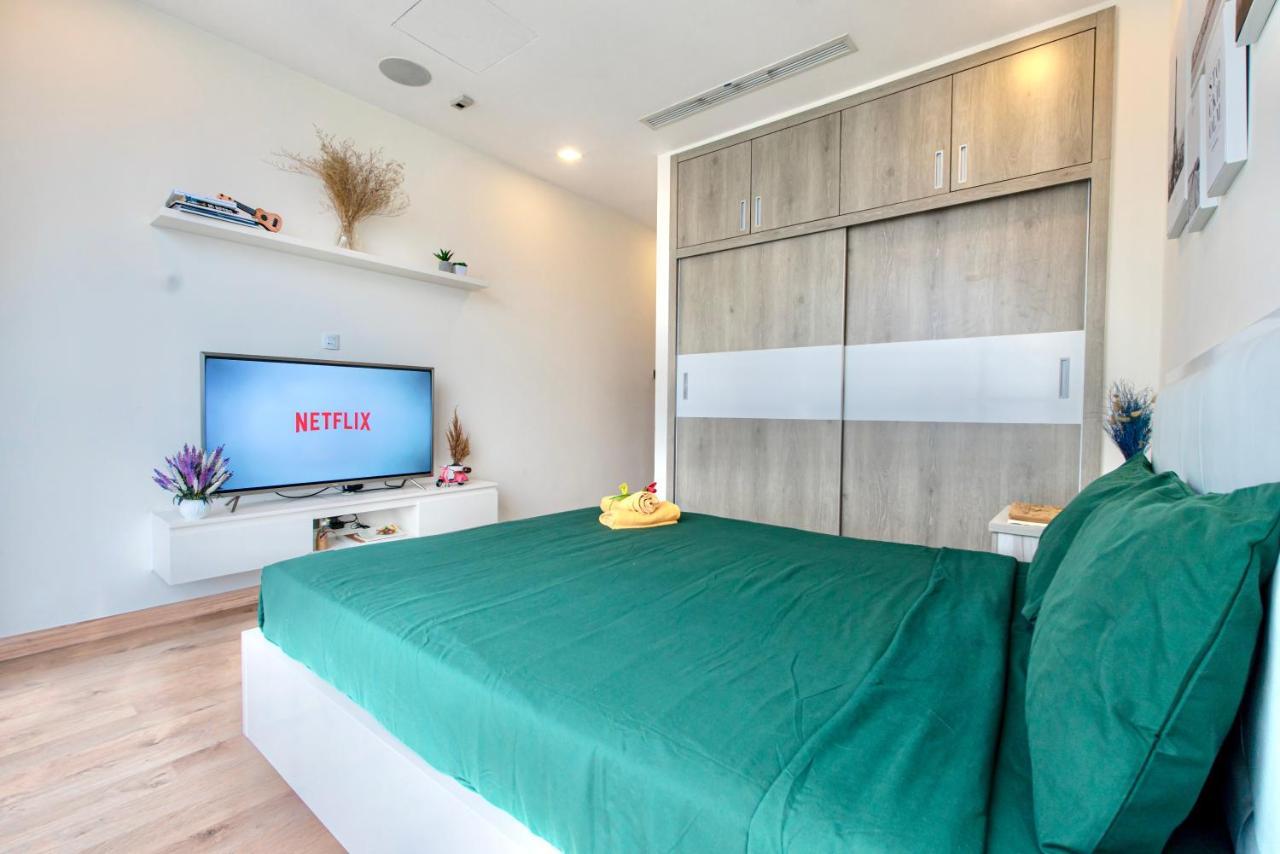 Moxy Hcmc Aparts - Vinhomes Park, Ice Rink Ho Chi Minh City