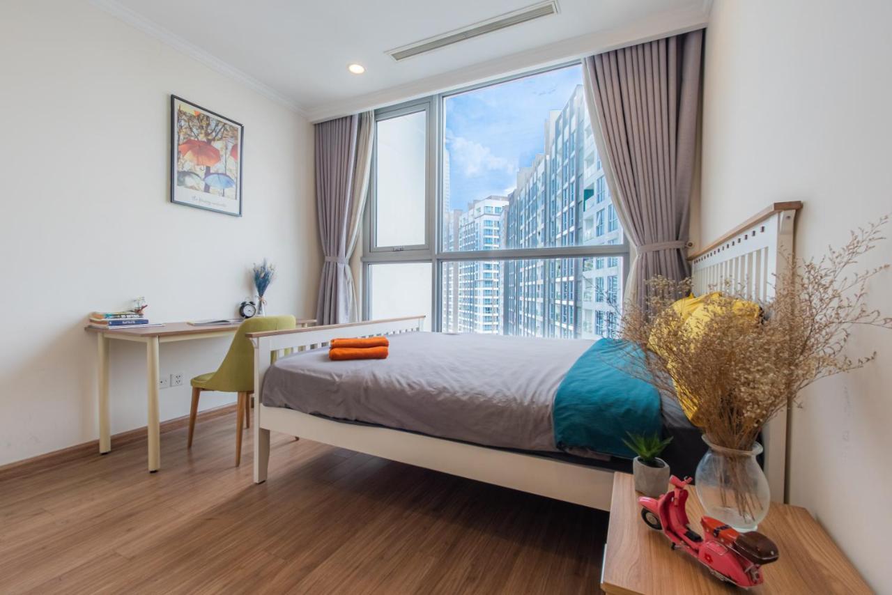 Moxy Hcmc Aparts - Vinhomes Park, Ice Rink Apartment