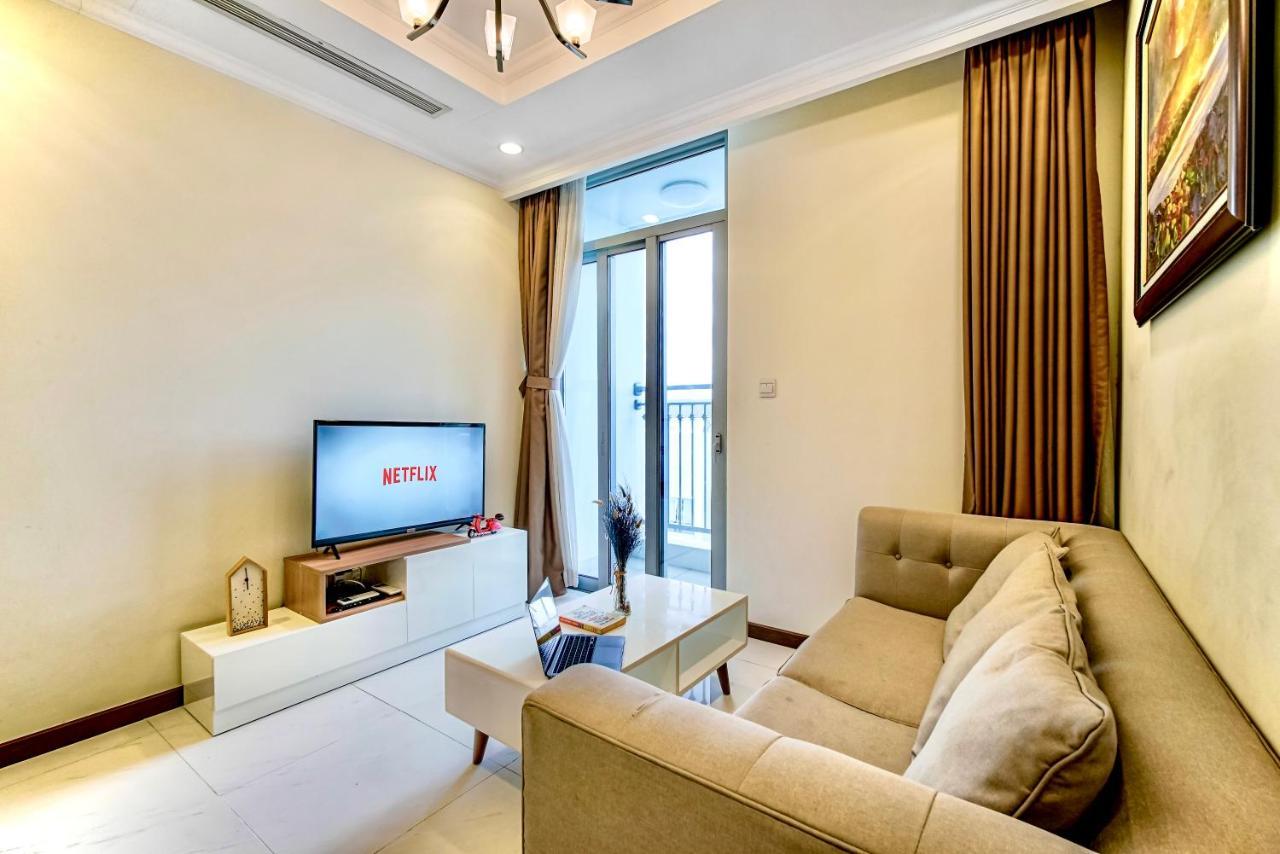 Moxy Hcmc Aparts - Vinhomes Park, Ice Rink Apartment